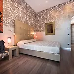 Palazzo Ferraioli - & Wellness אטראני