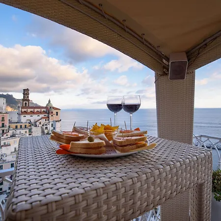 Palazzo Ferraioli - & Wellness Hotel 4*