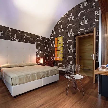 Palazzo Ferraioli - & Wellness Hotel 4*
