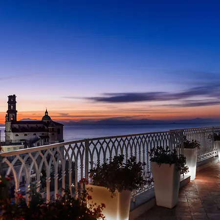 Palazzo Ferraioli - & Wellness Hotel 4*