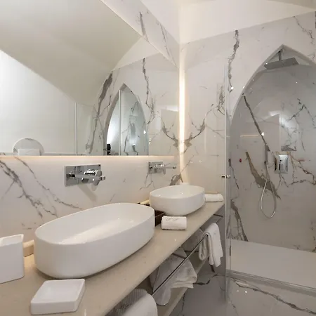Palazzo Ferraioli - & Wellness